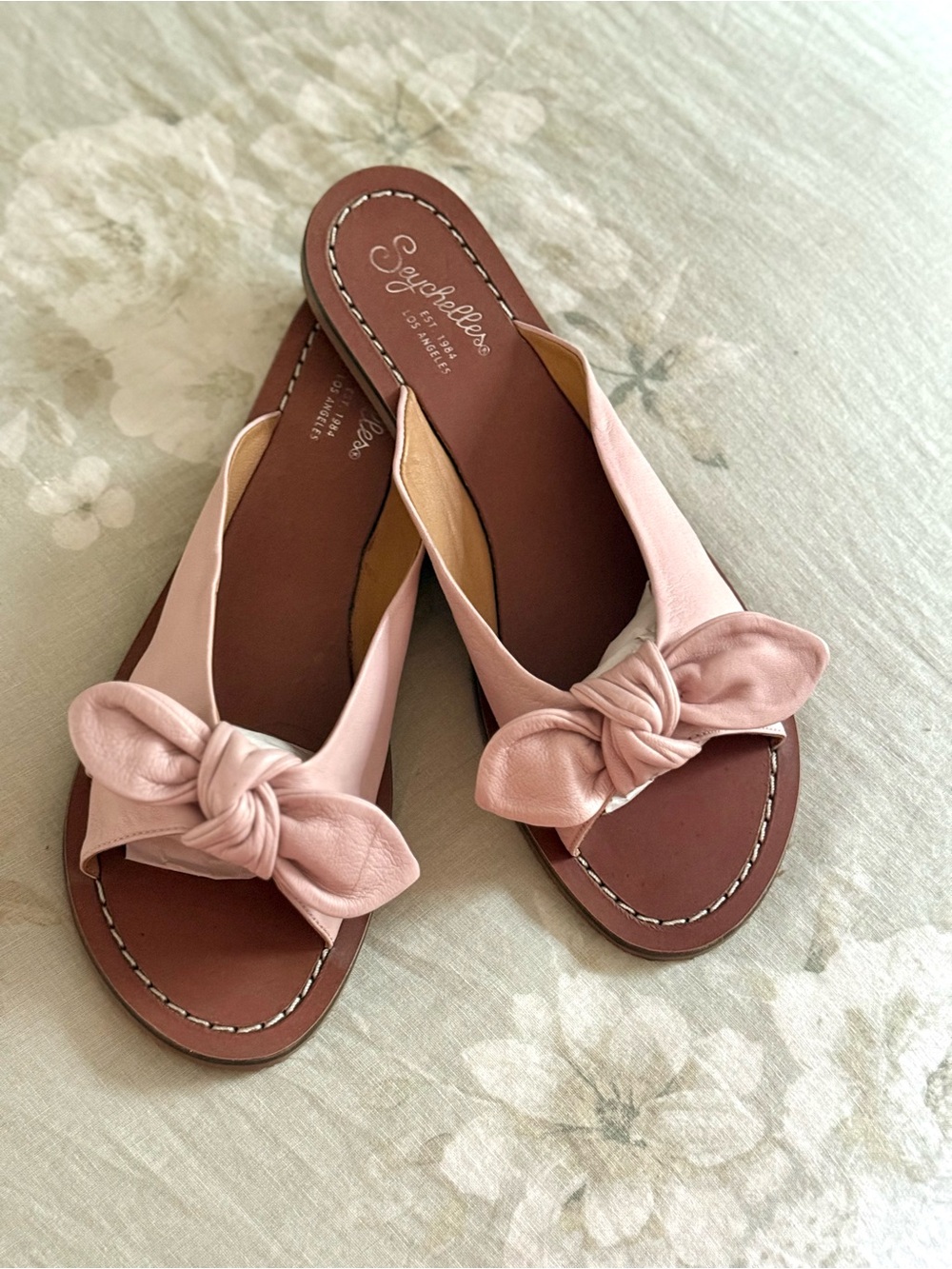 Seychelles Blush Knot Slide Sandals